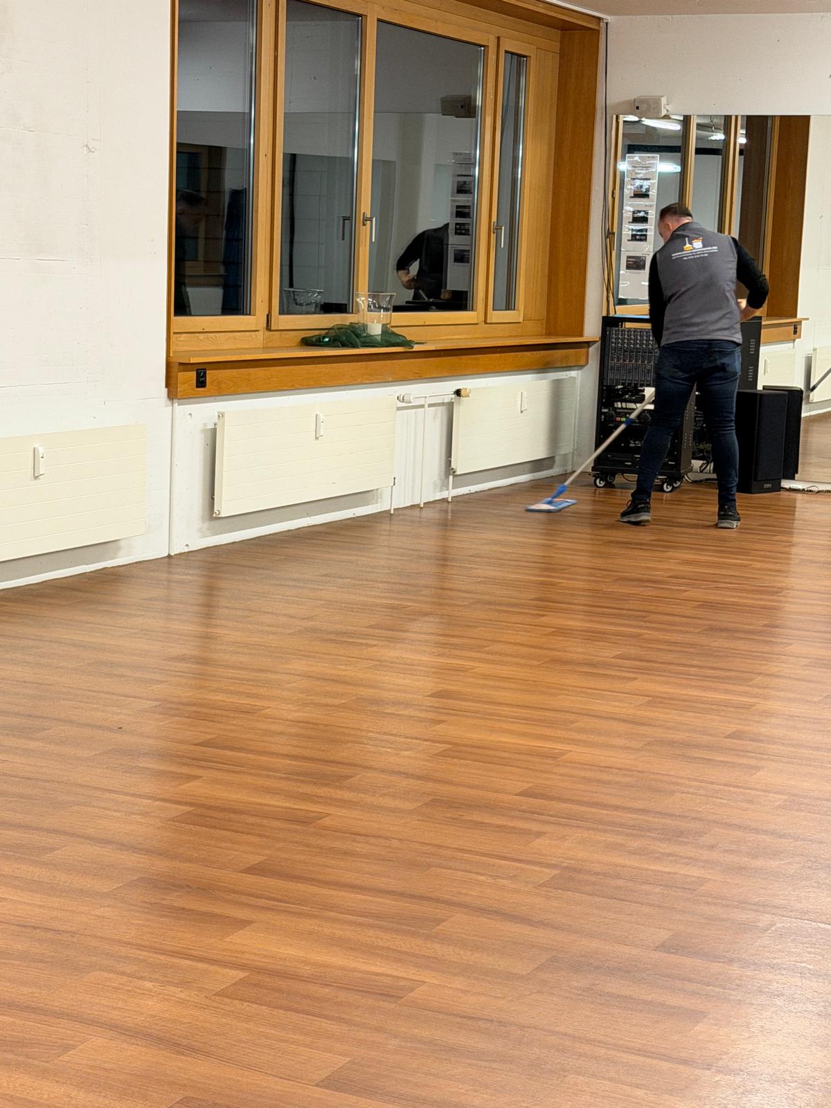 Cleaning Service Gallery 21